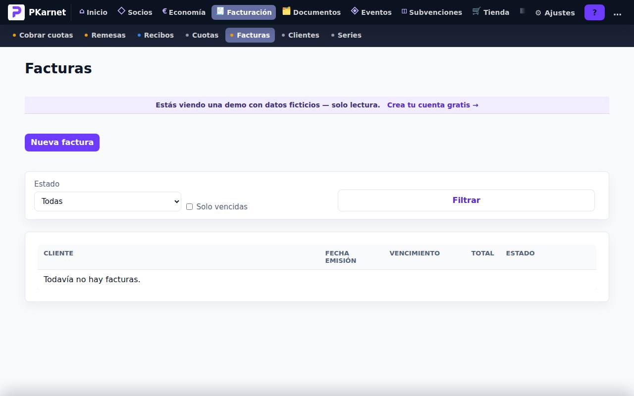 Pantalla «Facturas» del panel de PKarnet, con datos de la demo