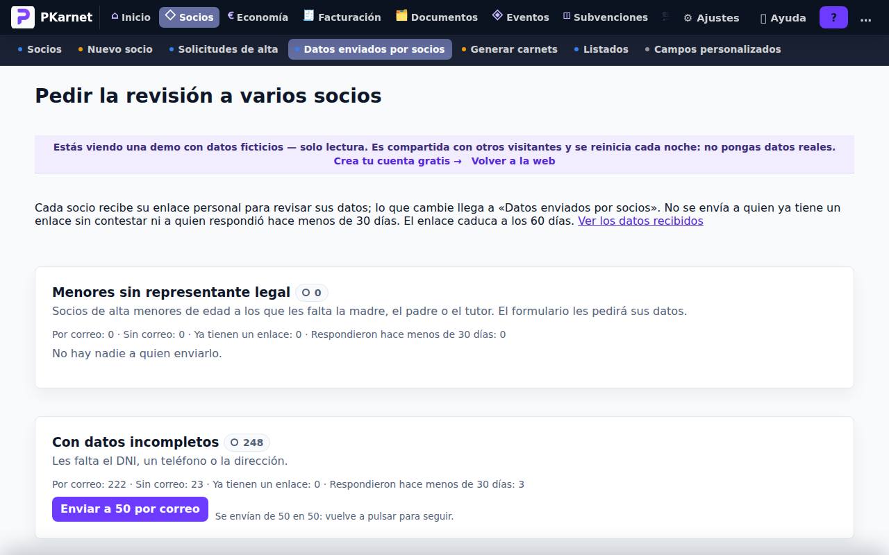 Pantalla «Pedir la revisión a varios socios» del panel de PKarnet, con datos de la demo